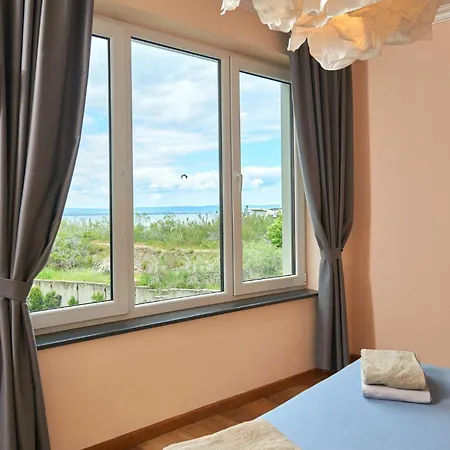 Апартаменты Luxury Sea View In