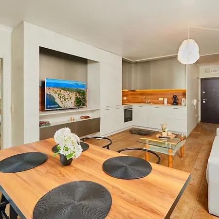 Апартаменты Luxury Sea View In